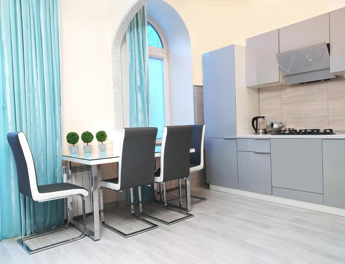 Apartment Luxury Centre Located Kiev Luaran gambar